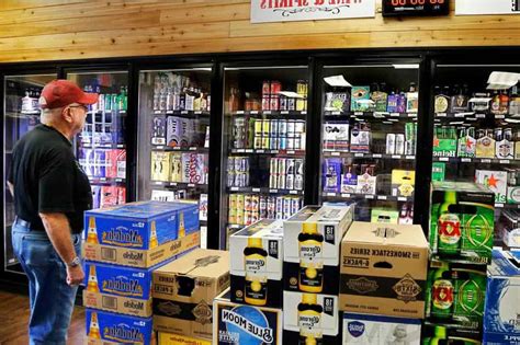 According to South Dakota law 35-4-81, any municipality or county may, by ordinance, prohibit or restrict the sale of alcohol on Christmas Day. Liquor stores will be closed but grocery stores are ...